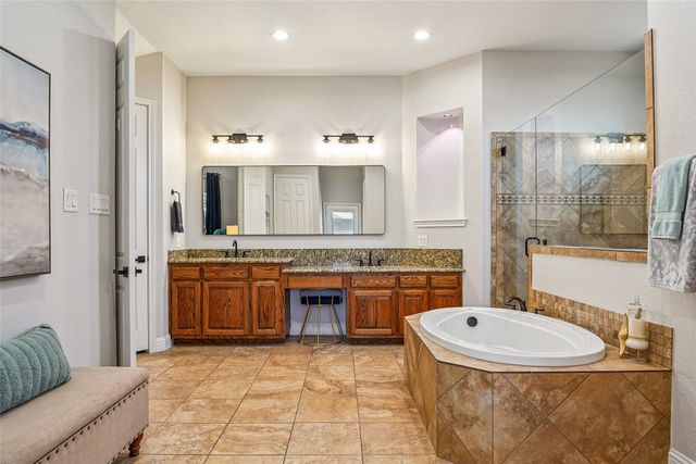 405 Meandering Creek Drive, Argyle, TX 76226