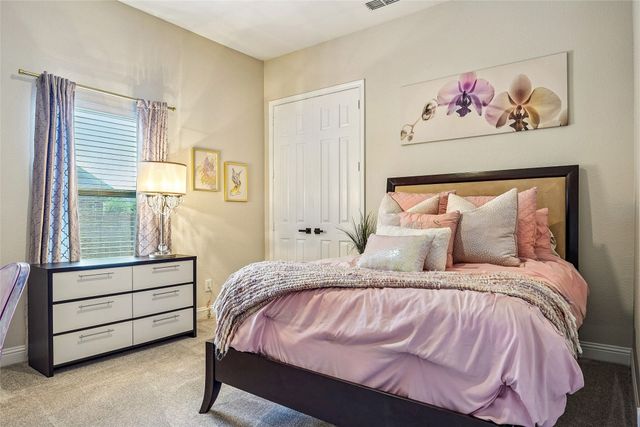 405 Meandering Creek Drive, Argyle, TX 76226