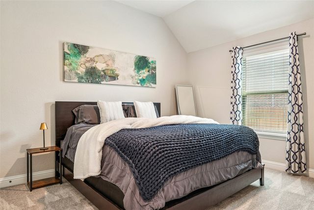 405 Meandering Creek Drive, Argyle, TX 76226