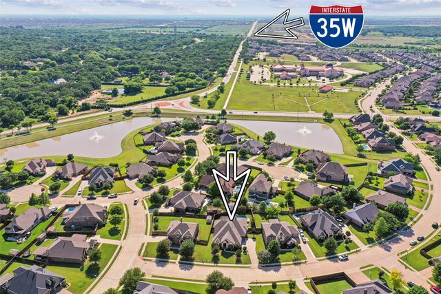 405 Meandering Creek Drive, Argyle, TX 76226