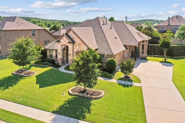 405 Meandering Creek Drive, Argyle, TX 76226