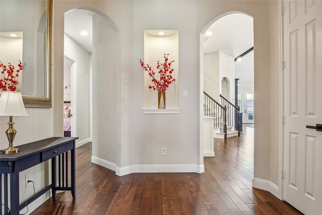 405 Meandering Creek Drive, Argyle, TX 76226