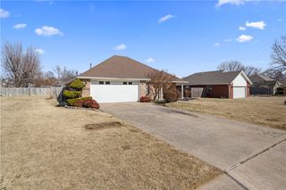 2904 Colton Drive, Springdale, AR 72762
