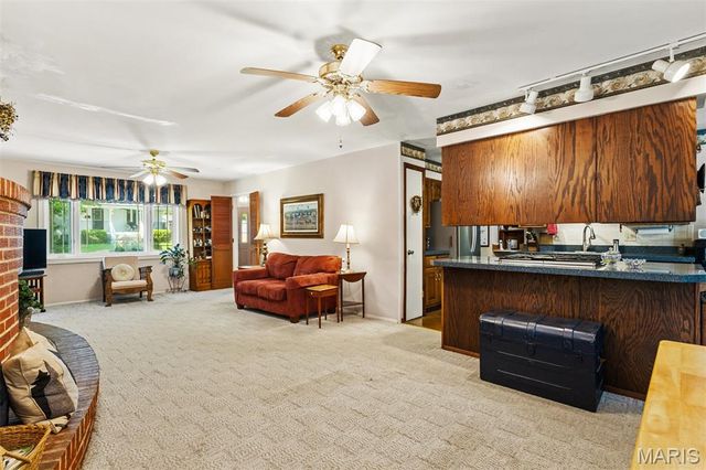 8620 Florence Avenue, St Louis, MO 63144