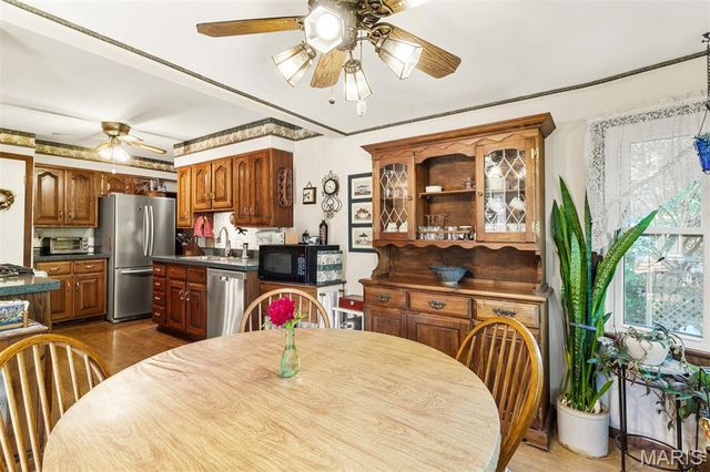 8620 Florence Avenue, St Louis, MO 63144
