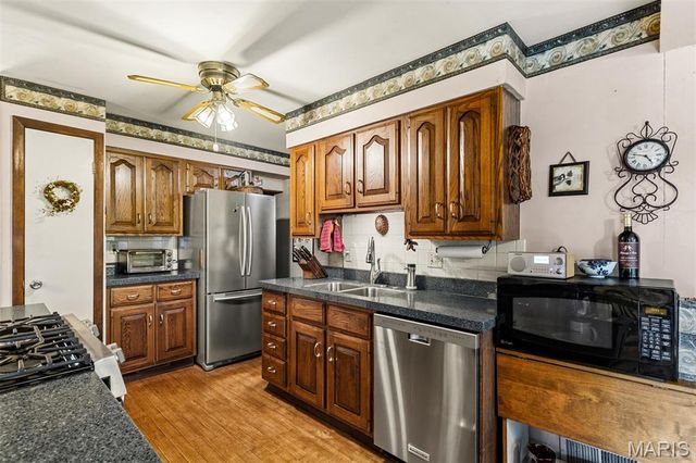 8620 Florence Avenue, St Louis, MO 63144