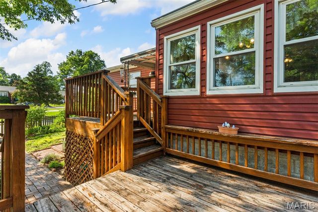 8620 Florence Avenue, St Louis, MO 63144