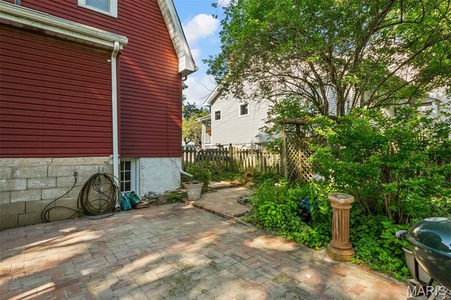 8620 Florence Avenue, St Louis, MO 63144