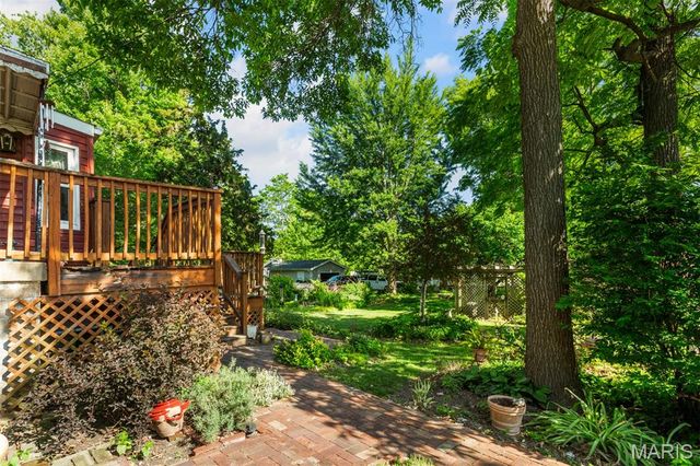 8620 Florence Avenue, St Louis, MO 63144