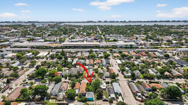 323 S E Street, Lake Worth Beach, FL 33460