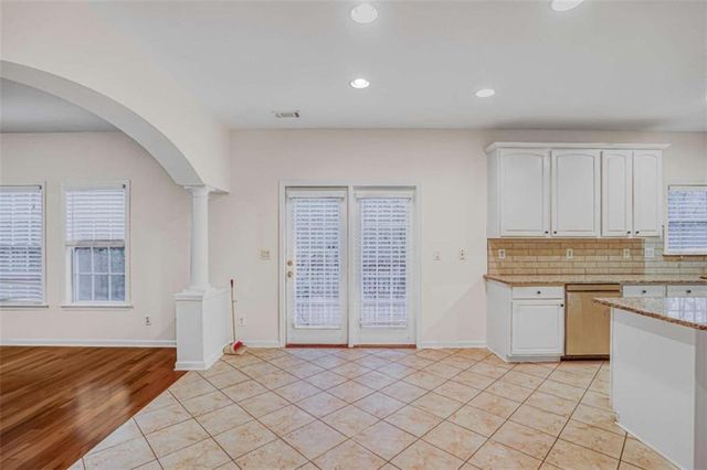 7646 Forest Glen Way, Lithia Springs, GA 30122