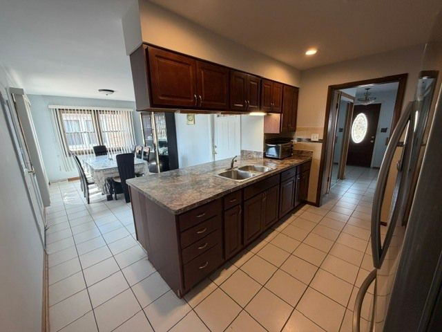 5737 W Warren Street, Morton Grove, IL 60053