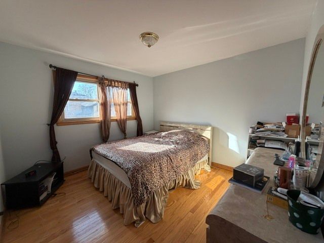 5737 W Warren Street, Morton Grove, IL 60053