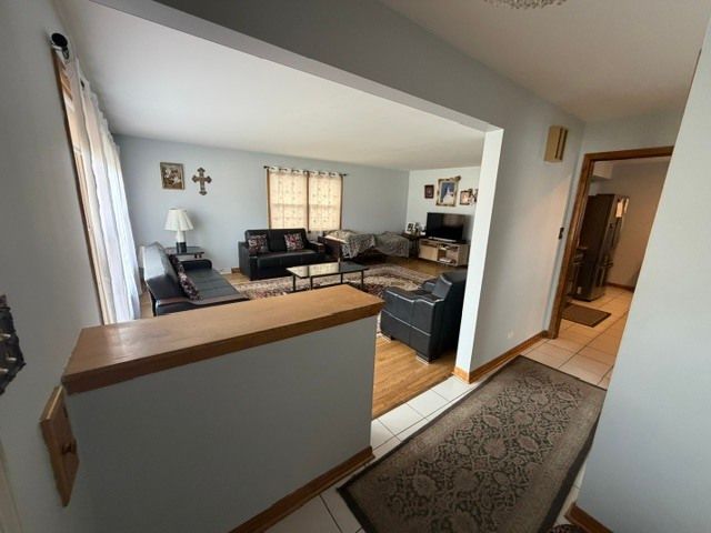 5737 W Warren Street, Morton Grove, IL 60053