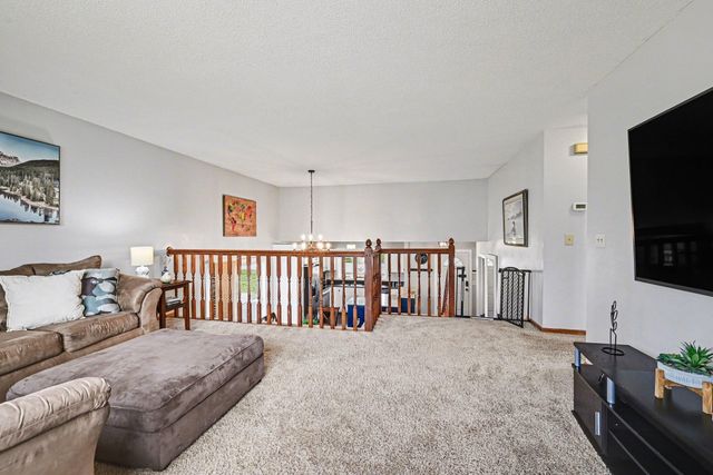 8092 Jody Avenue S, Cottage Grove, MN 55016