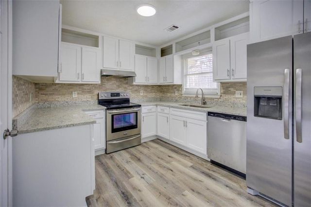 1430 Country Lane, Conyers, GA 30012