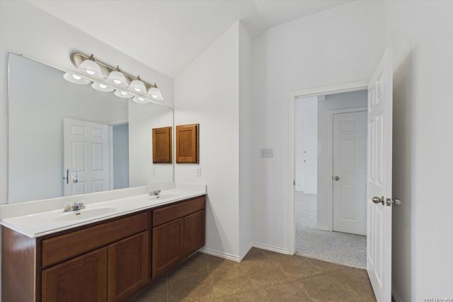 8719 Sarasota Woods, San Antonio, TX 78250