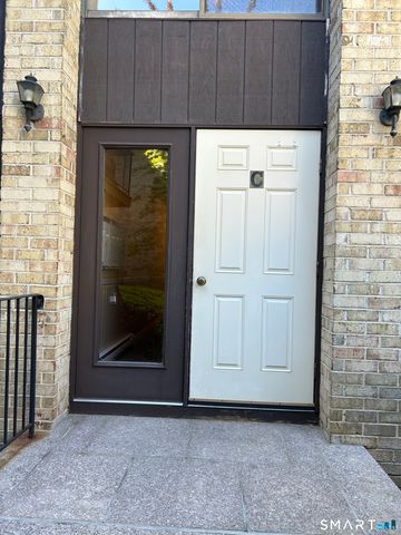 85 Riverside Avenue C5, Stamford, CT 06905