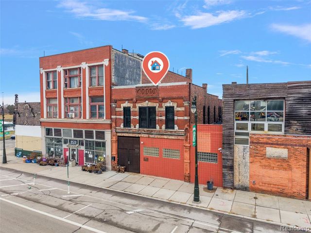 2566 Michigan Avenue, Detroit, MI 48216