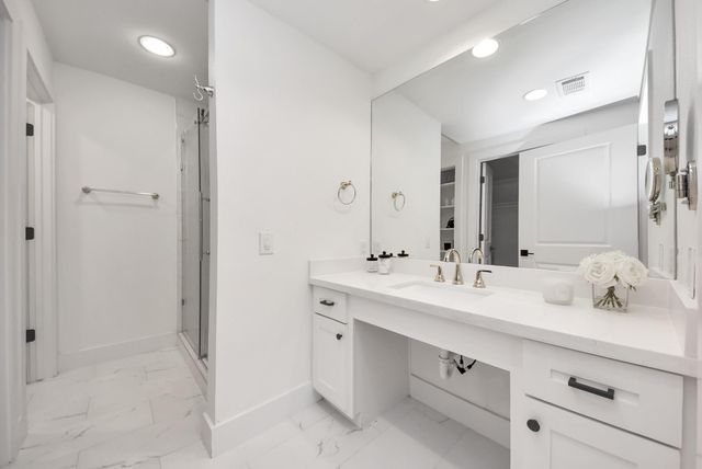 2475 Underwood Street 262, Houston, TX 77030