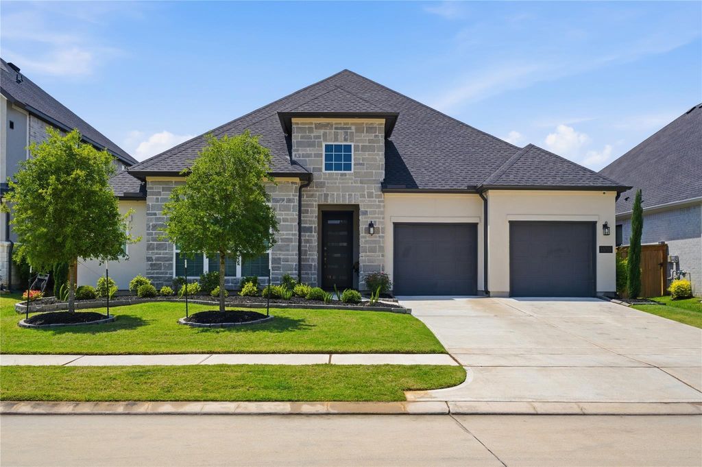 13715 Aventino Pointe Drive, Cypress, TX 77433