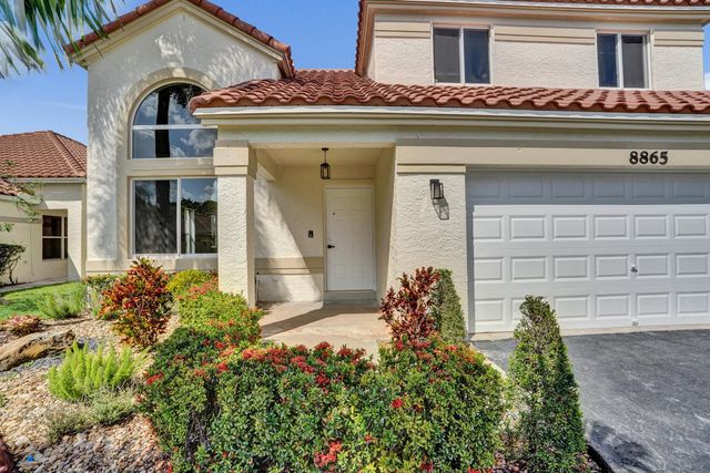8865 Lake Park Circle S, Davie, FL 33328