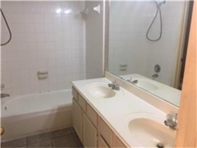 16515 Fondren Grove Drive, Missouri City, TX 77489