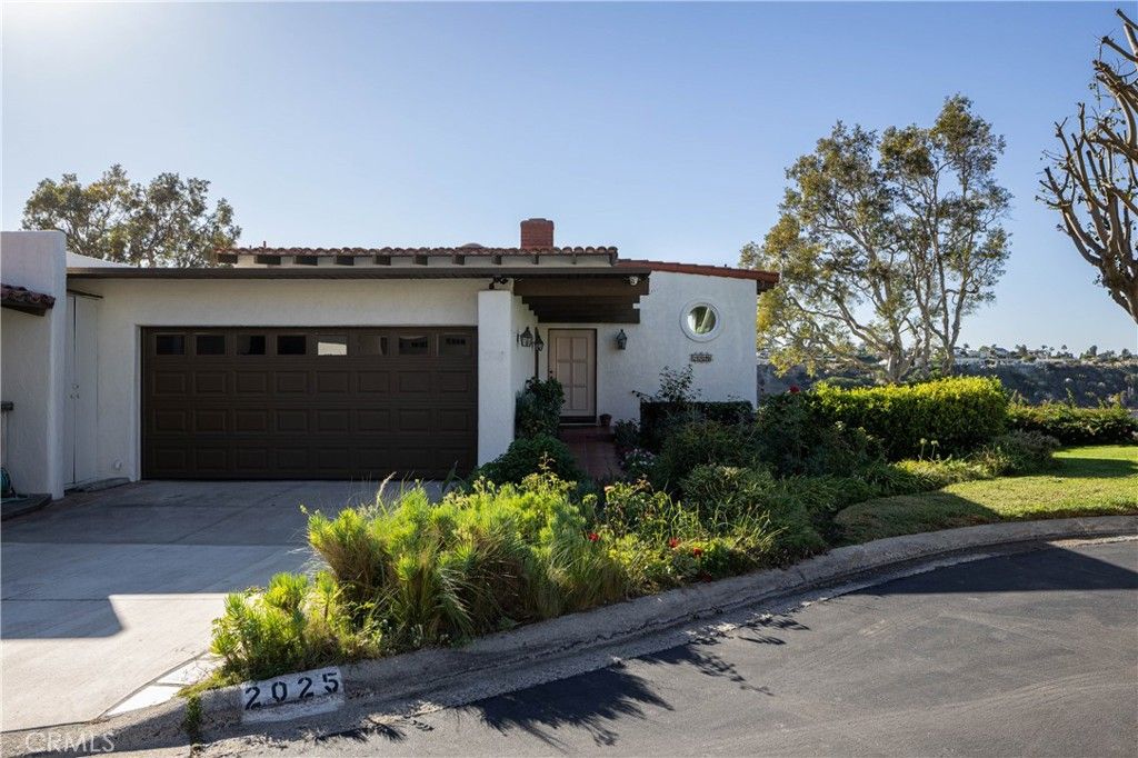 2025 Avenida Chico, Newport Beach, CA 92660 — exterior