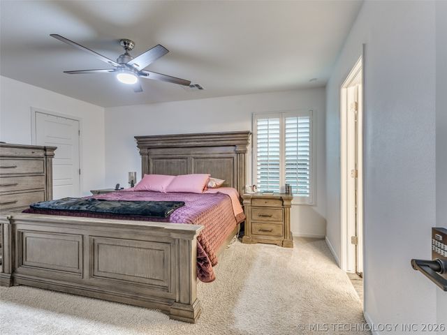 8514 E 162nd Street S, Bixby, OK 74008