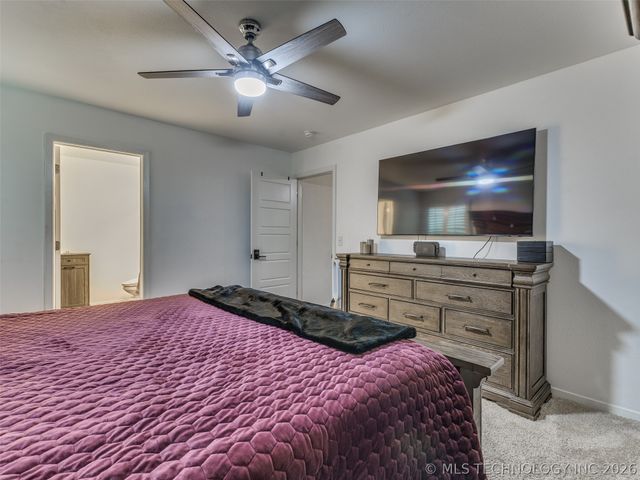 8514 E 162nd Street S, Bixby, OK 74008