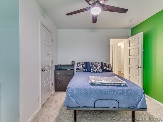 8514 E 162nd Street S, Bixby, OK 74008