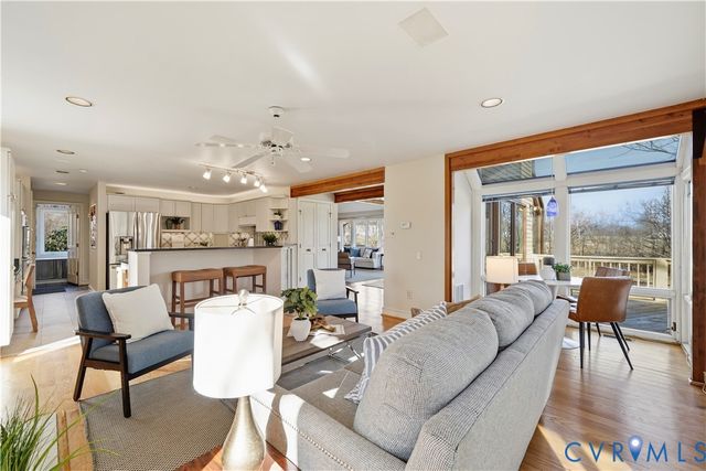 805 Rockford Rd, Manakin Sabot, VA 23103