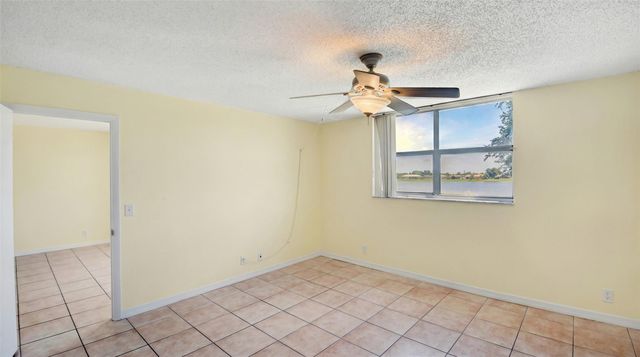 470 Executive Center Dr 1G, West Palm Beach, FL 33401