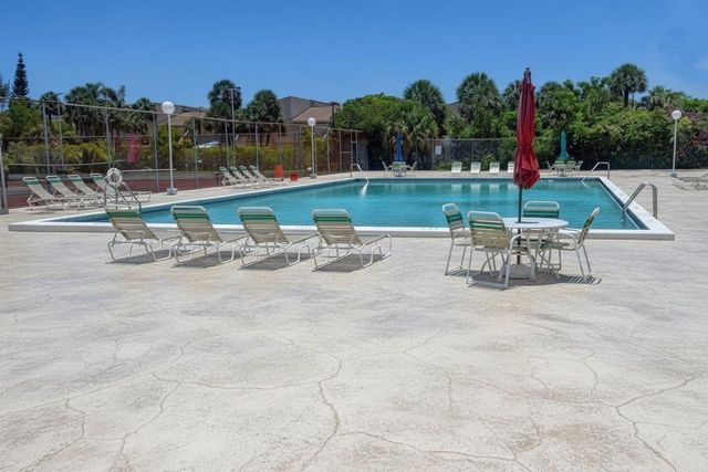 470 Executive Center Dr 1G, West Palm Beach, FL 33401