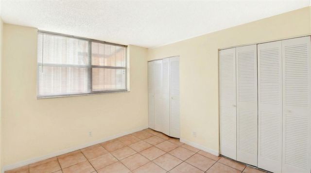 470 Executive Center Dr 1G, West Palm Beach, FL 33401