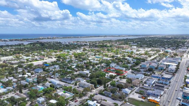 714 N 4th Ave Avenue N, Lake Worth Beach, FL 33460