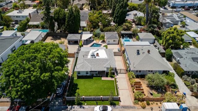 5525 Costello Avenue, Los Angeles, CA 91401