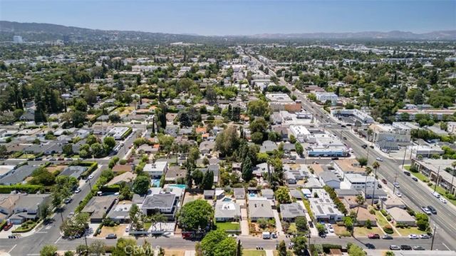 5525 Costello Avenue, Los Angeles, CA 91401