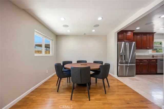 5525 Costello Avenue, Los Angeles, CA 91401