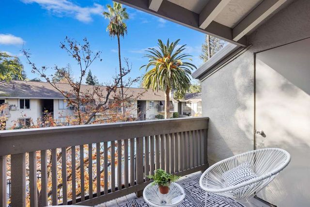 1241 Homestead Ave 224, Walnut Creek, CA 94596