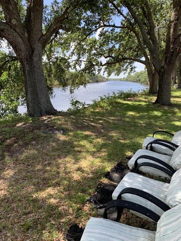 133 Camino Del Rio, Port St. Lucie, FL 34952
