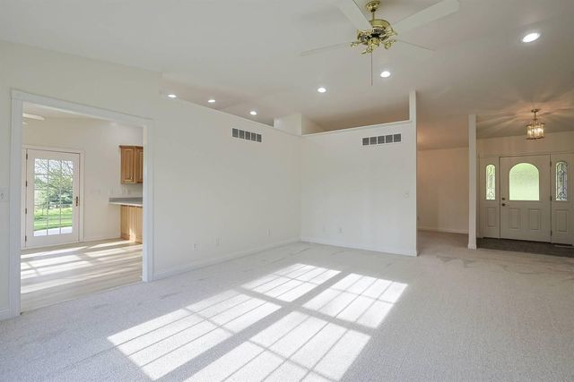 9164 Evergreen Drive, Florence, KY 41042