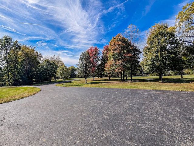 9164 Evergreen Drive, Florence, KY 41042