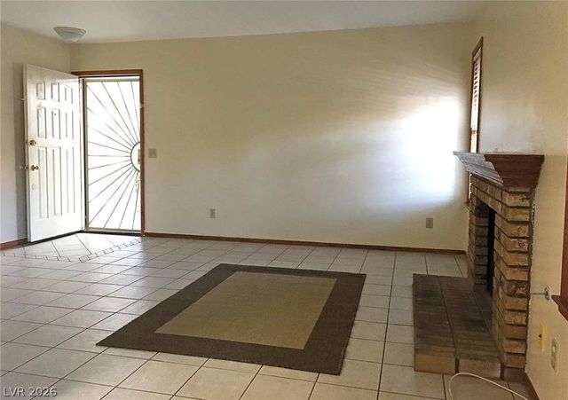 6669 West Tropicana Avenue 102, Las Vegas, NV 89103