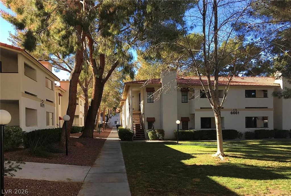 6669 West Tropicana Avenue 102, Las Vegas, NV 89103