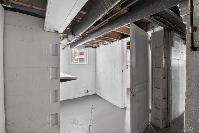 1403 Bliss Street, Saginaw, MI 48602