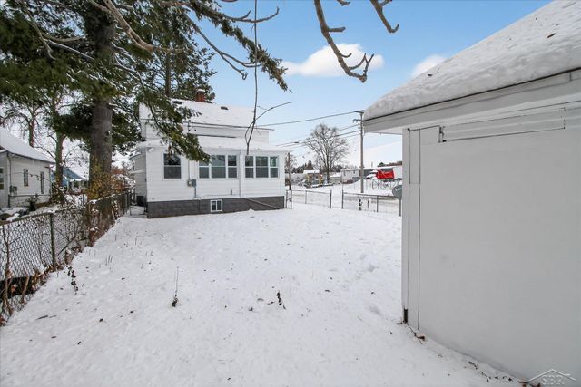 1403 Bliss Street, Saginaw, MI 48602