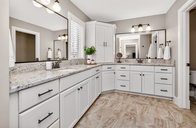 4812 160th Street, Urbandale, IA 50323