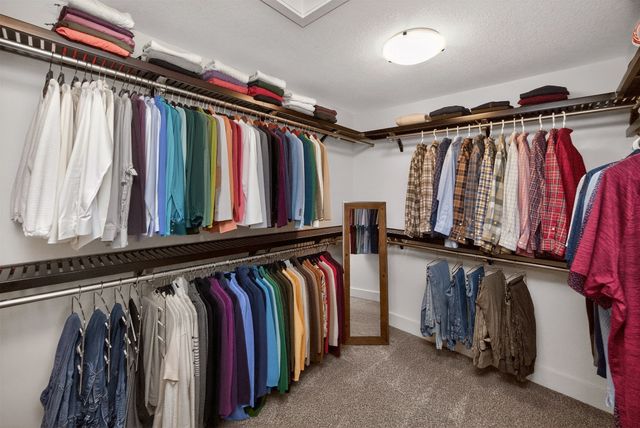 4812 160th Street, Urbandale, IA 50323