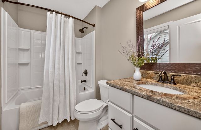 4812 160th Street, Urbandale, IA 50323